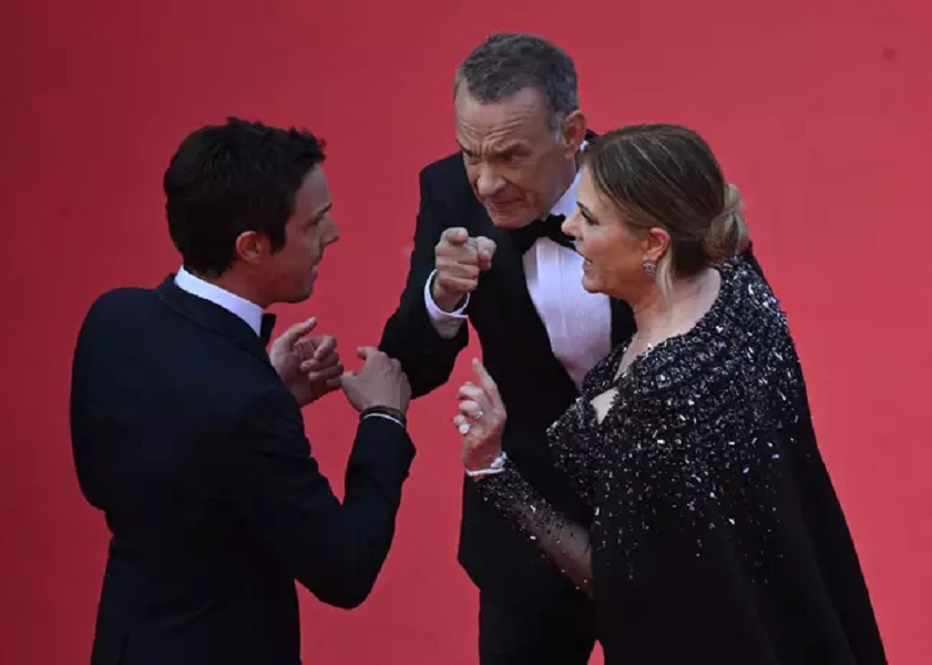Tom Hanks sul red carpet “non era un alterco”