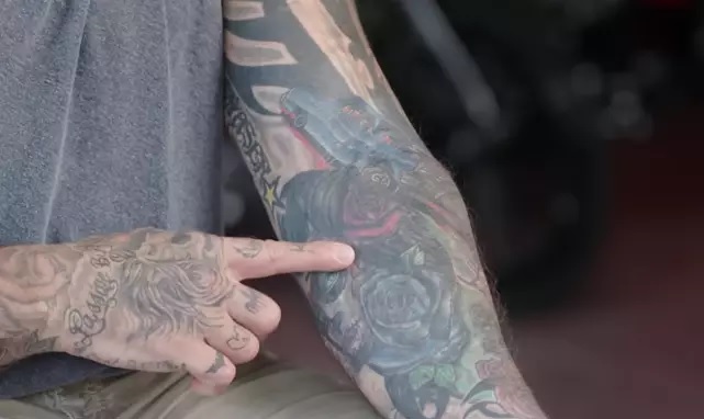 Dave Bautista spiega perché ha coperto dei tatuaggi
